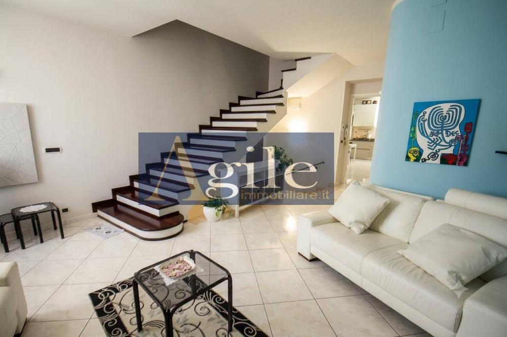 casa indipendente in vendita a Spinetoli in zona Pagliare