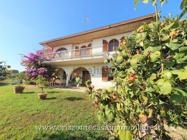 casa indipendente in vendita a Spinetoli