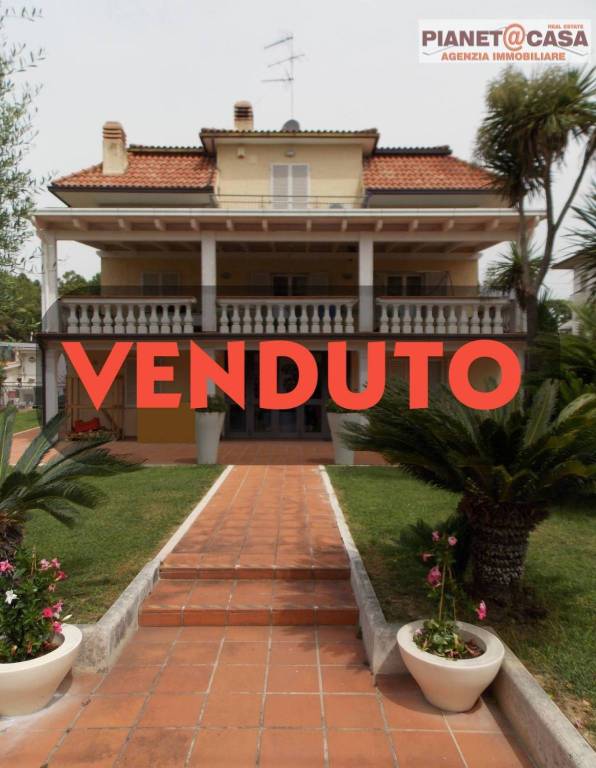 casa indipendente in vendita a Spinetoli in zona Pagliare