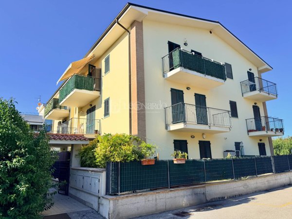appartamento in vendita a Spinetoli in zona Pagliare