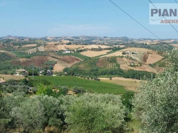 terreno in vendita a Spinetoli