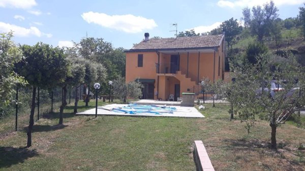 terreno agricolo in vendita a Venarotta in zona Castellano