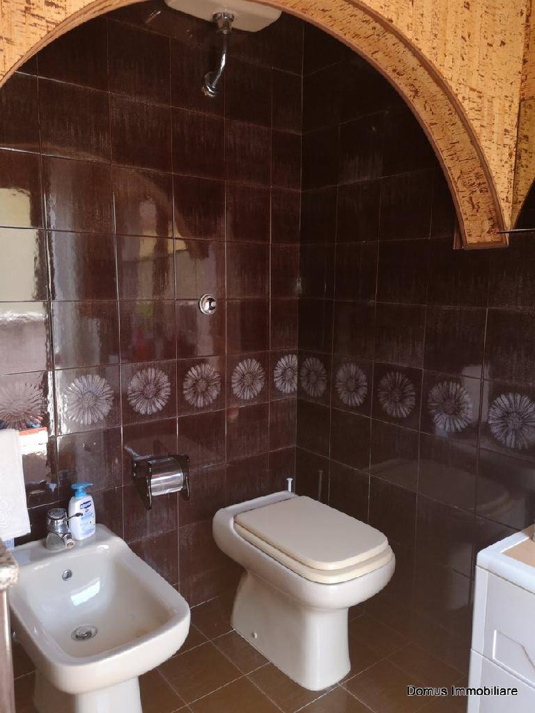 casa indipendente in vendita a Venarotta