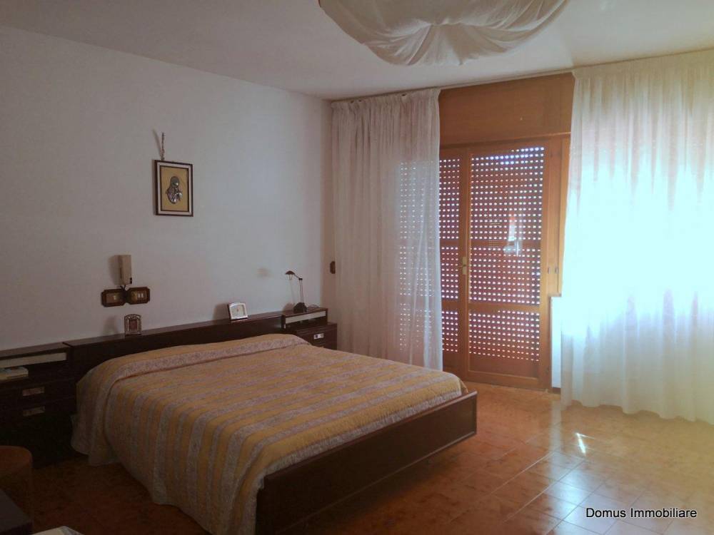 casa indipendente in vendita a Venarotta