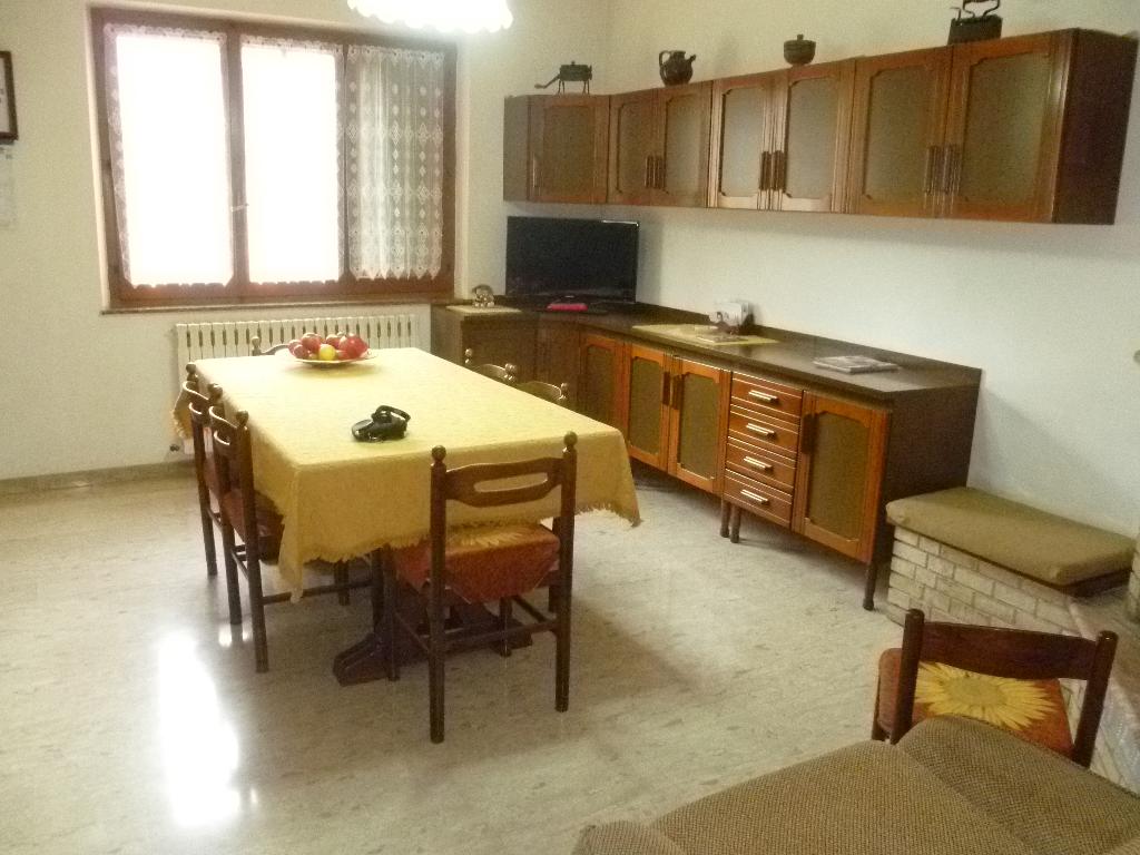 casa indipendente in vendita a Venarotta