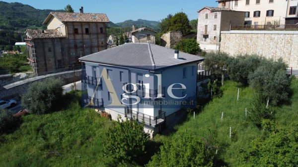 casa indipendente in vendita a Venarotta