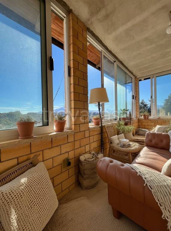 casa indipendente in vendita a Venarotta