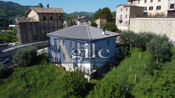 casa indipendente in vendita a Venarotta