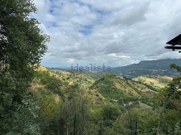 casa indipendente in vendita a Venarotta in zona Olibra