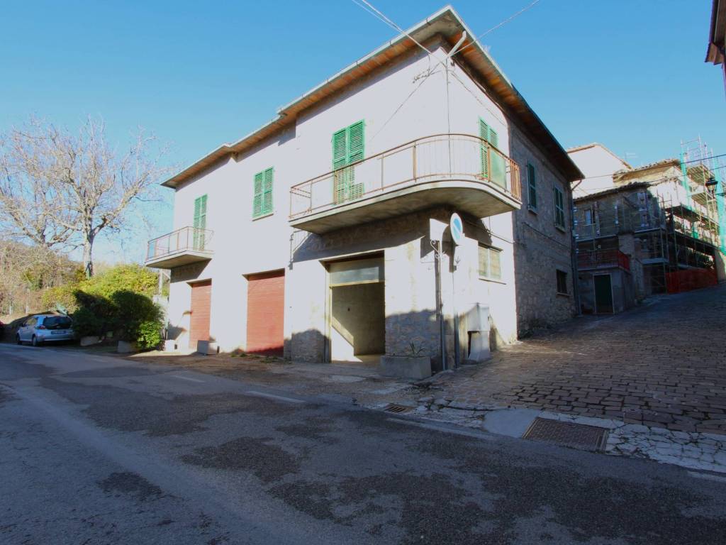 casa indipendente in vendita a Venarotta