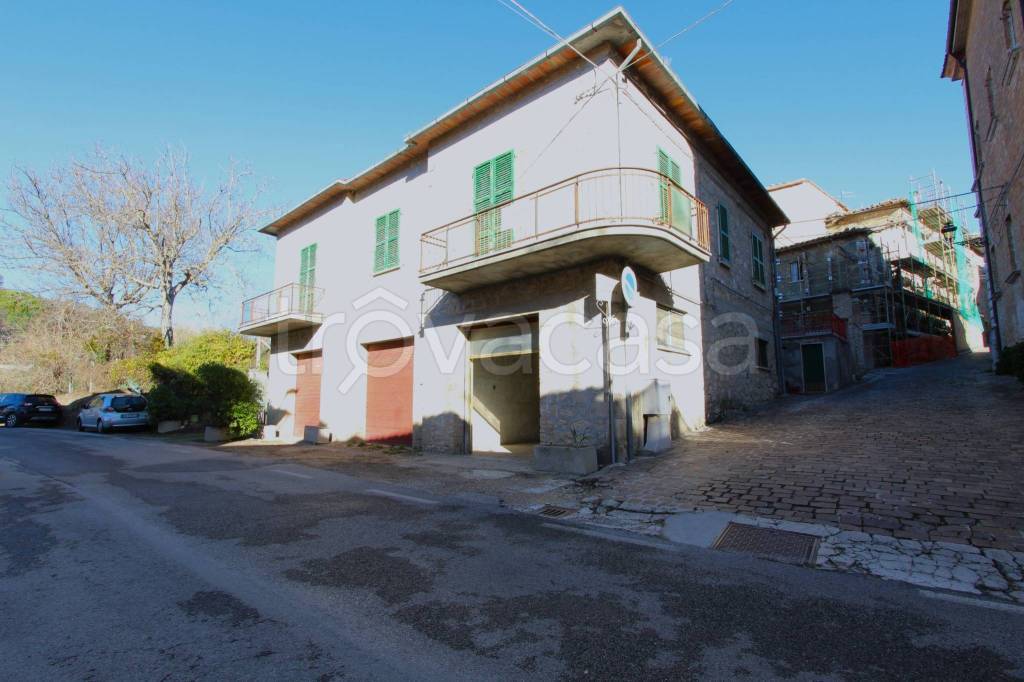casa indipendente in vendita a Venarotta