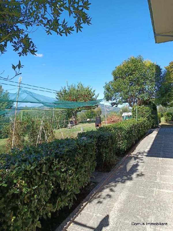 casa indipendente in vendita a Venarotta in zona Gimigliano