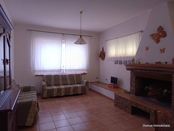 casa indipendente in vendita a Venarotta in zona Gimigliano