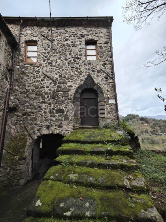 casa indipendente in vendita ad Aulla