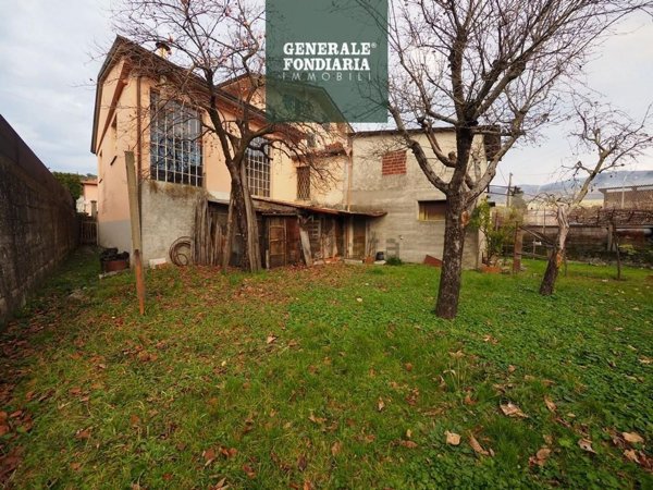casa indipendente in vendita ad Aulla