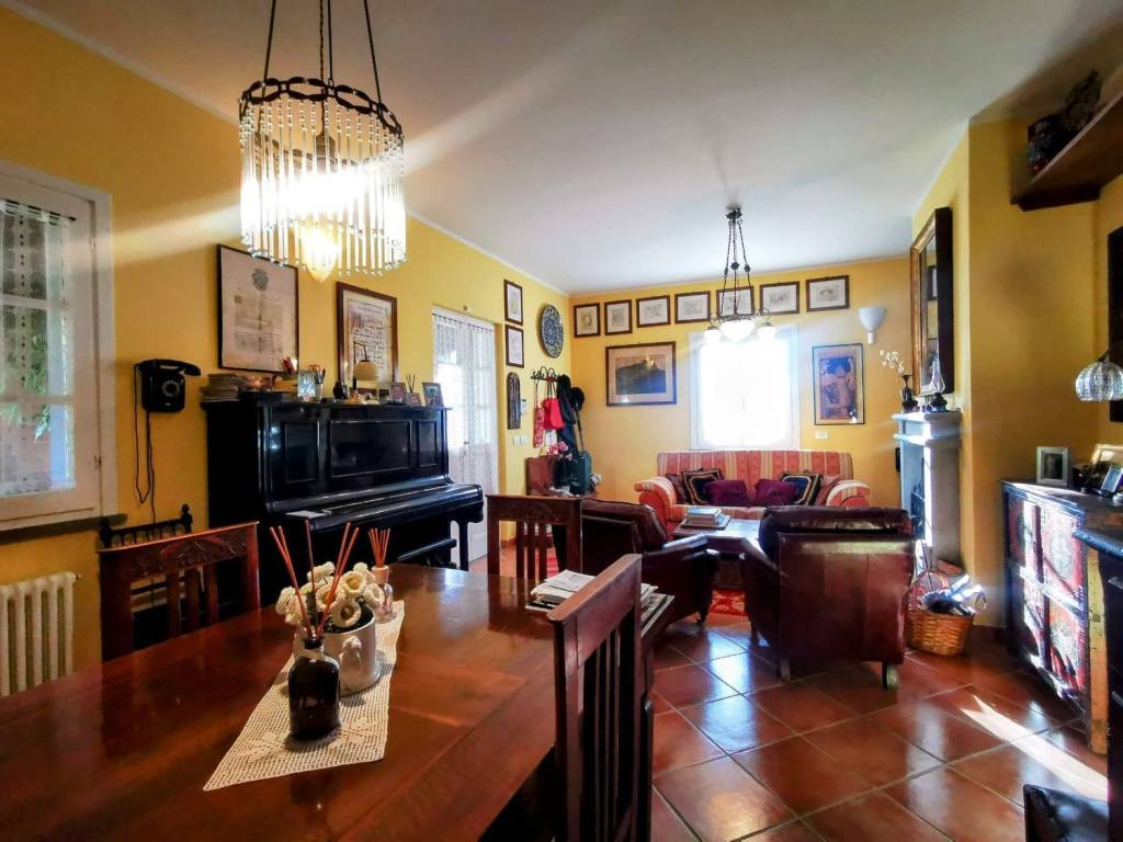 casa indipendente in vendita ad Aulla