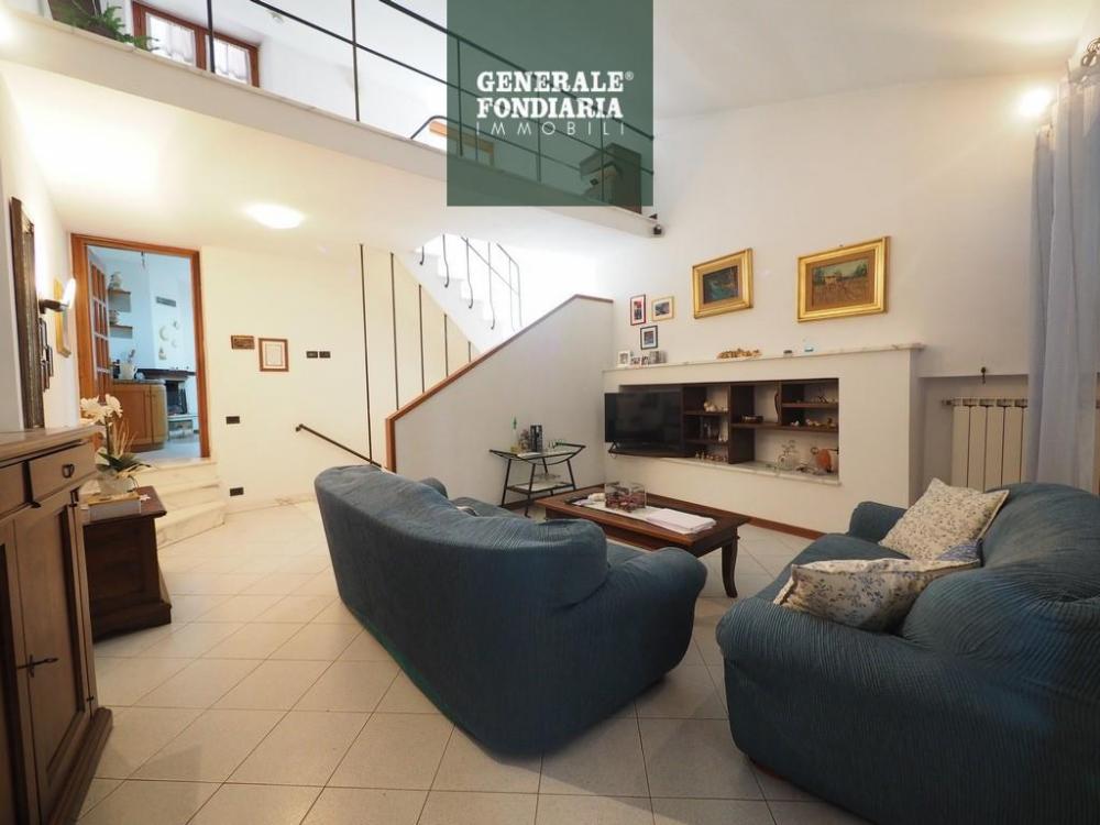 casa indipendente in vendita ad Aulla