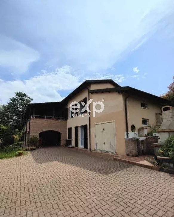casa indipendente in vendita ad Aulla