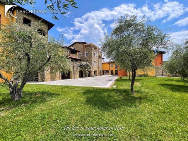 casa indipendente in vendita ad Aulla
