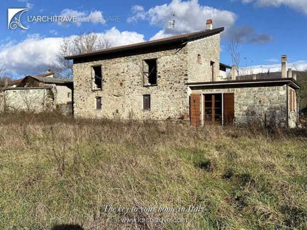 casa indipendente in vendita ad Aulla