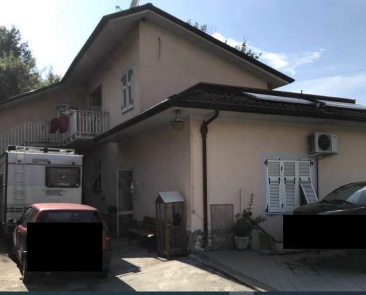 casa indipendente in vendita ad Aulla