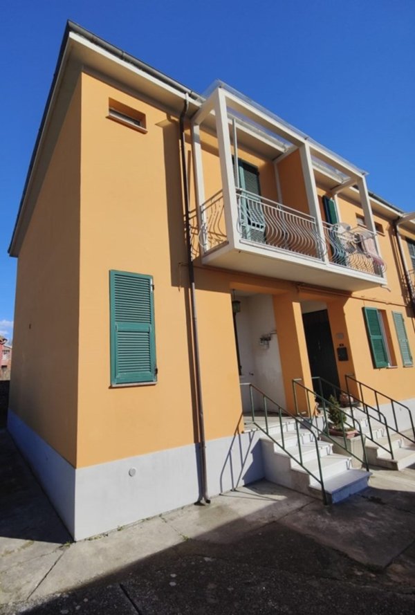 casa indipendente in vendita ad Aulla