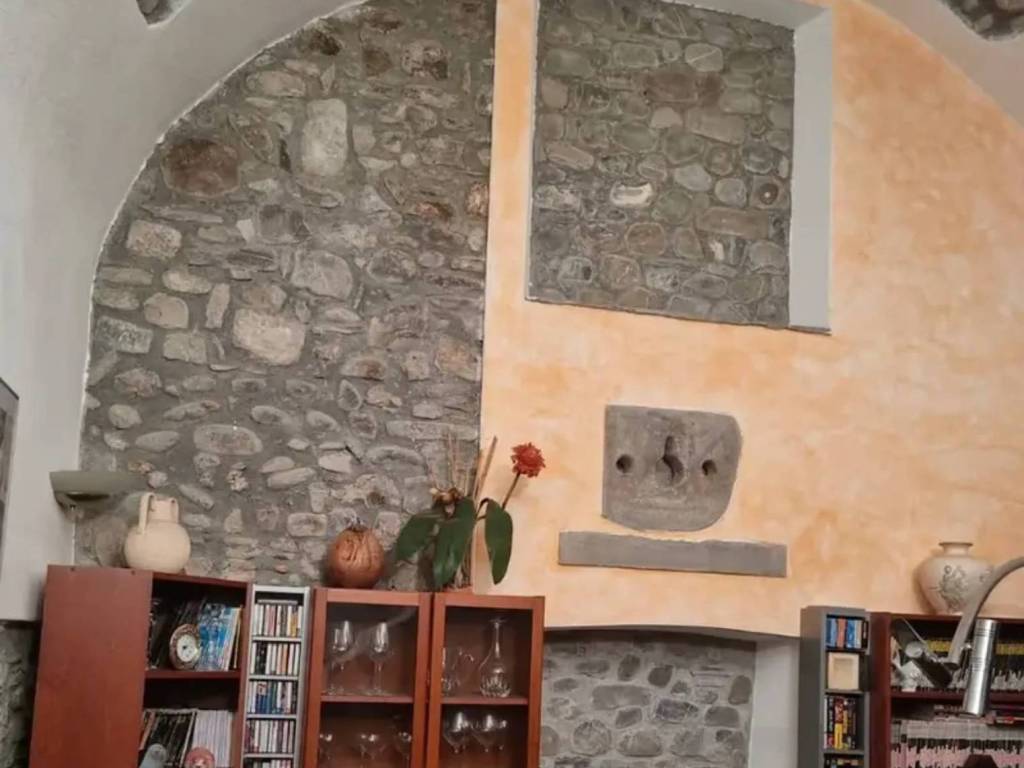 casa indipendente in vendita ad Aulla