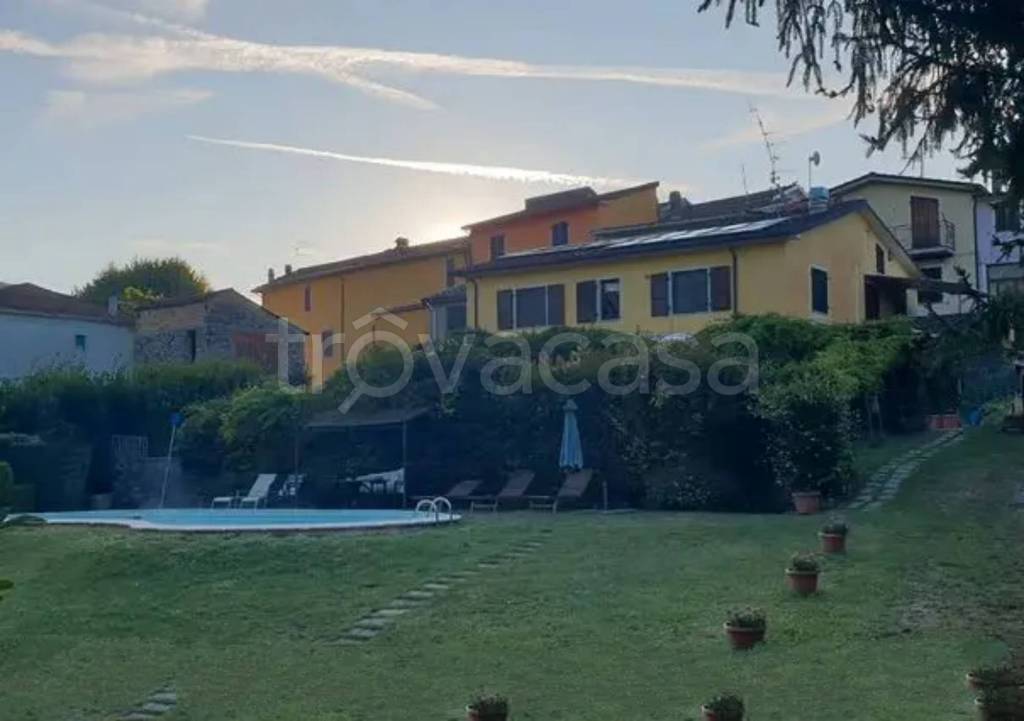 casa indipendente in vendita ad Aulla