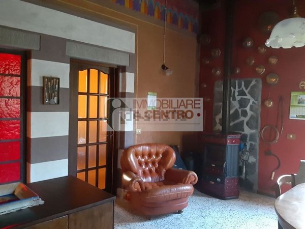 casa indipendente in vendita ad Aulla