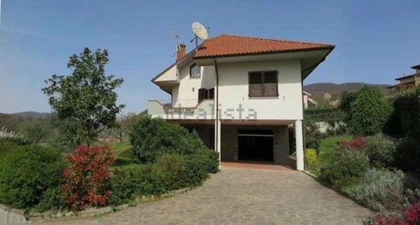 casa indipendente in vendita ad Aulla