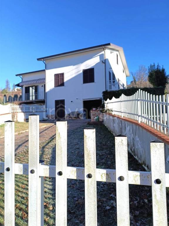 casa indipendente in vendita ad Aulla