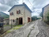 casa indipendente in vendita ad Aulla