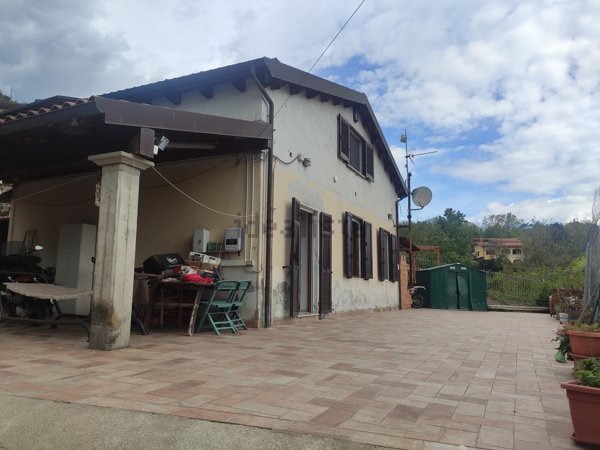 casa indipendente in vendita ad Aulla