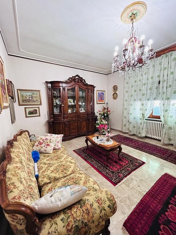 casa indipendente in vendita ad Aulla