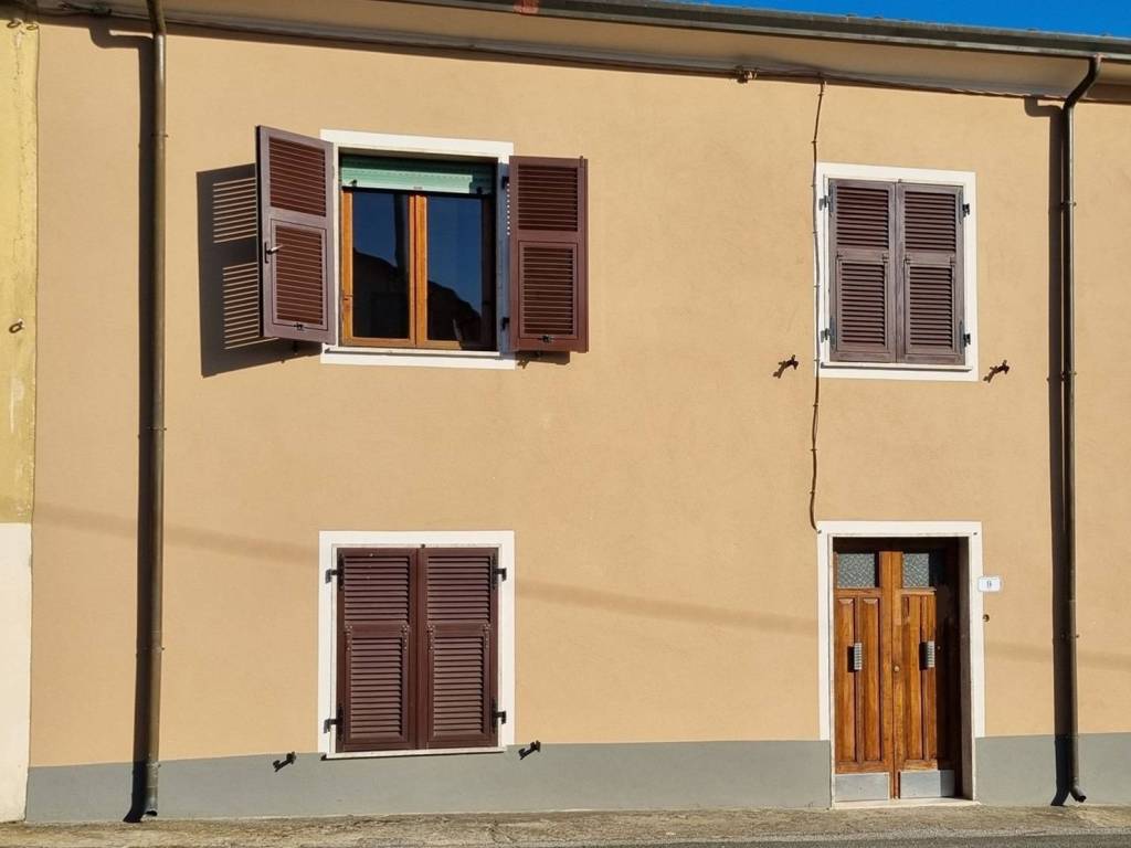 casa indipendente in vendita ad Aulla