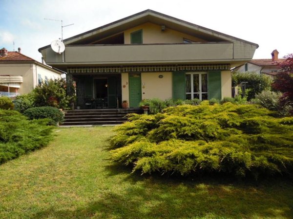 casa indipendente in vendita ad Aulla