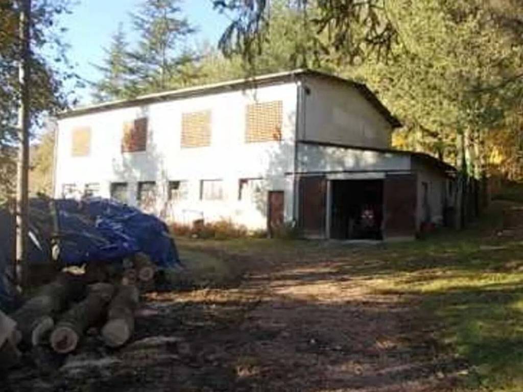 casa indipendente in vendita ad Aulla