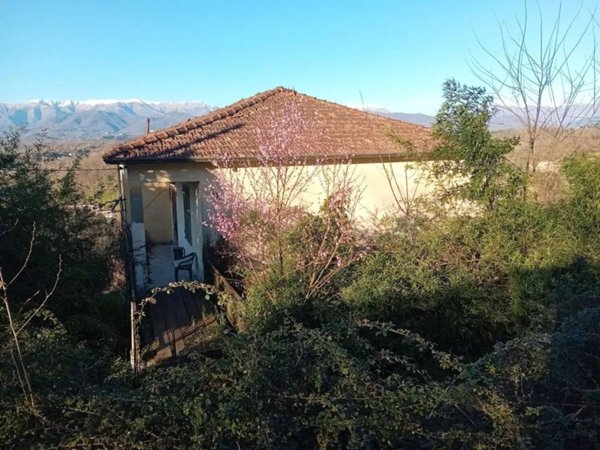 casa indipendente in vendita ad Aulla