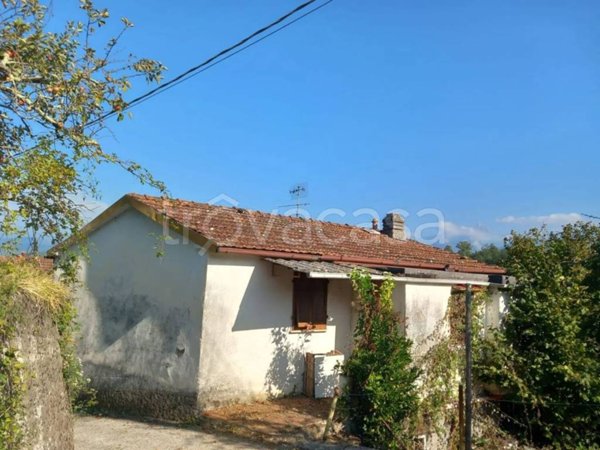 casa indipendente in vendita ad Aulla