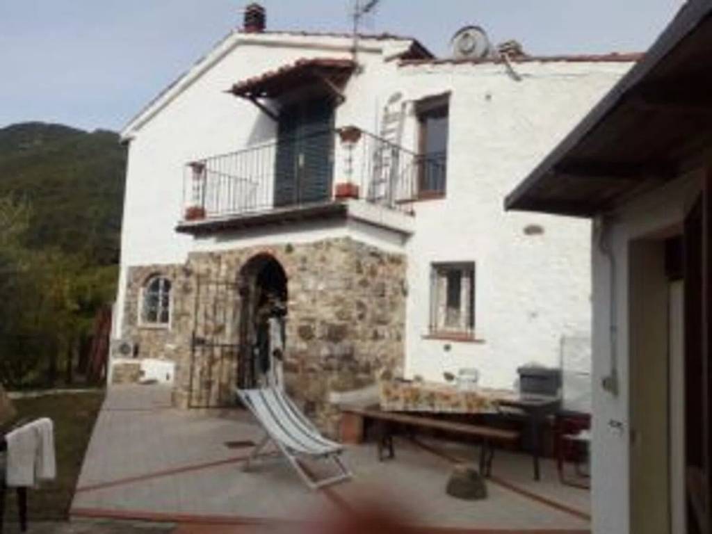 casa indipendente in vendita ad Aulla