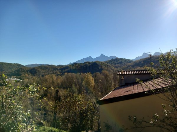 casa indipendente in vendita ad Aulla