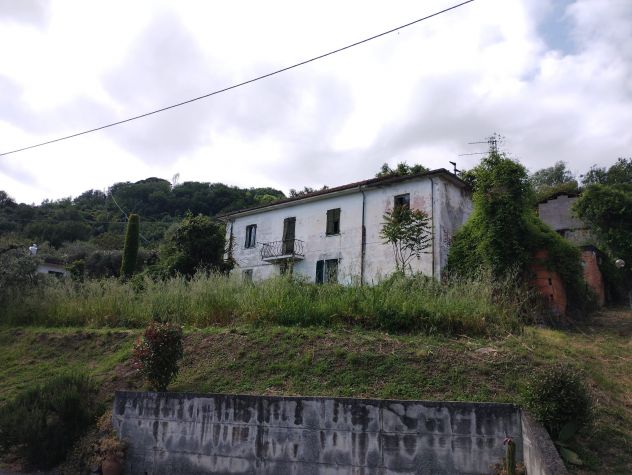 casa indipendente in vendita ad Aulla