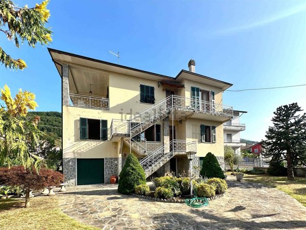 casa indipendente in vendita ad Aulla