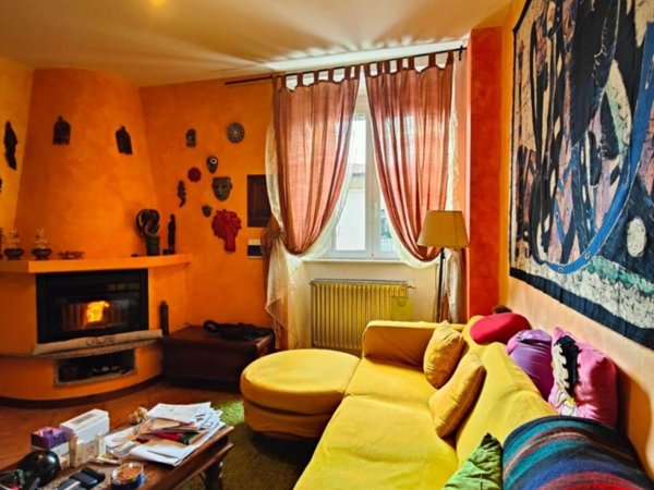 casa indipendente in vendita ad Aulla