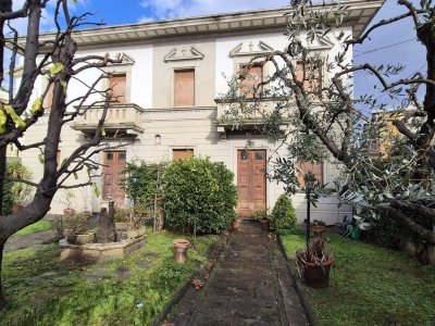 casa indipendente in vendita ad Aulla
