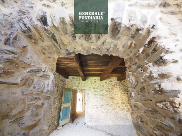 casa indipendente in vendita ad Aulla