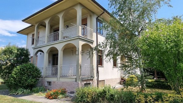 casa indipendente in vendita ad Aulla