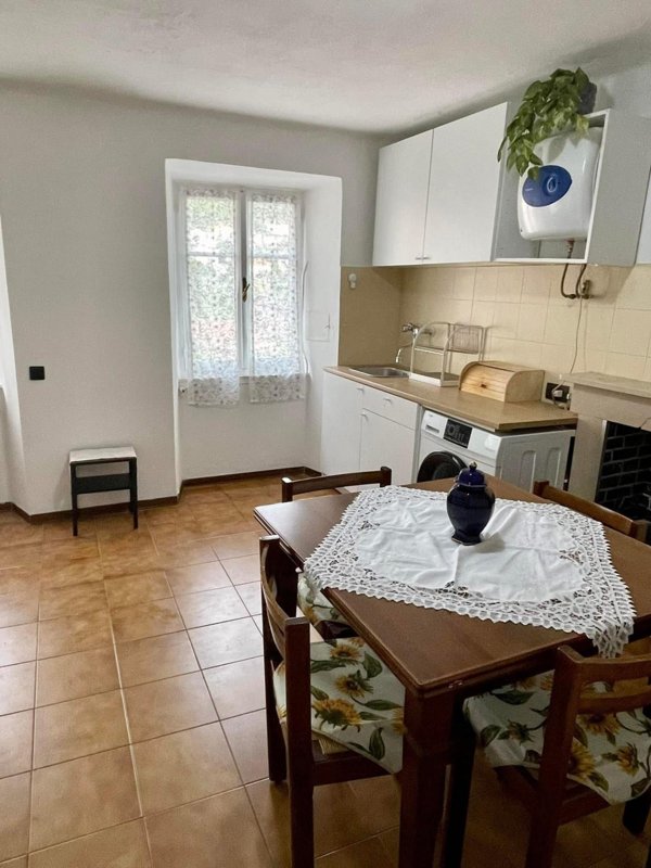 casa indipendente in vendita ad Aulla