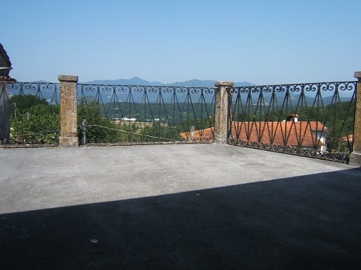 casa semindipendente in vendita ad Aulla