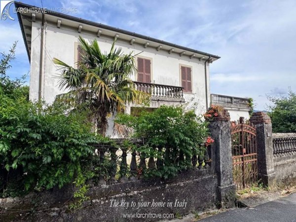 casa indipendente in vendita ad Aulla